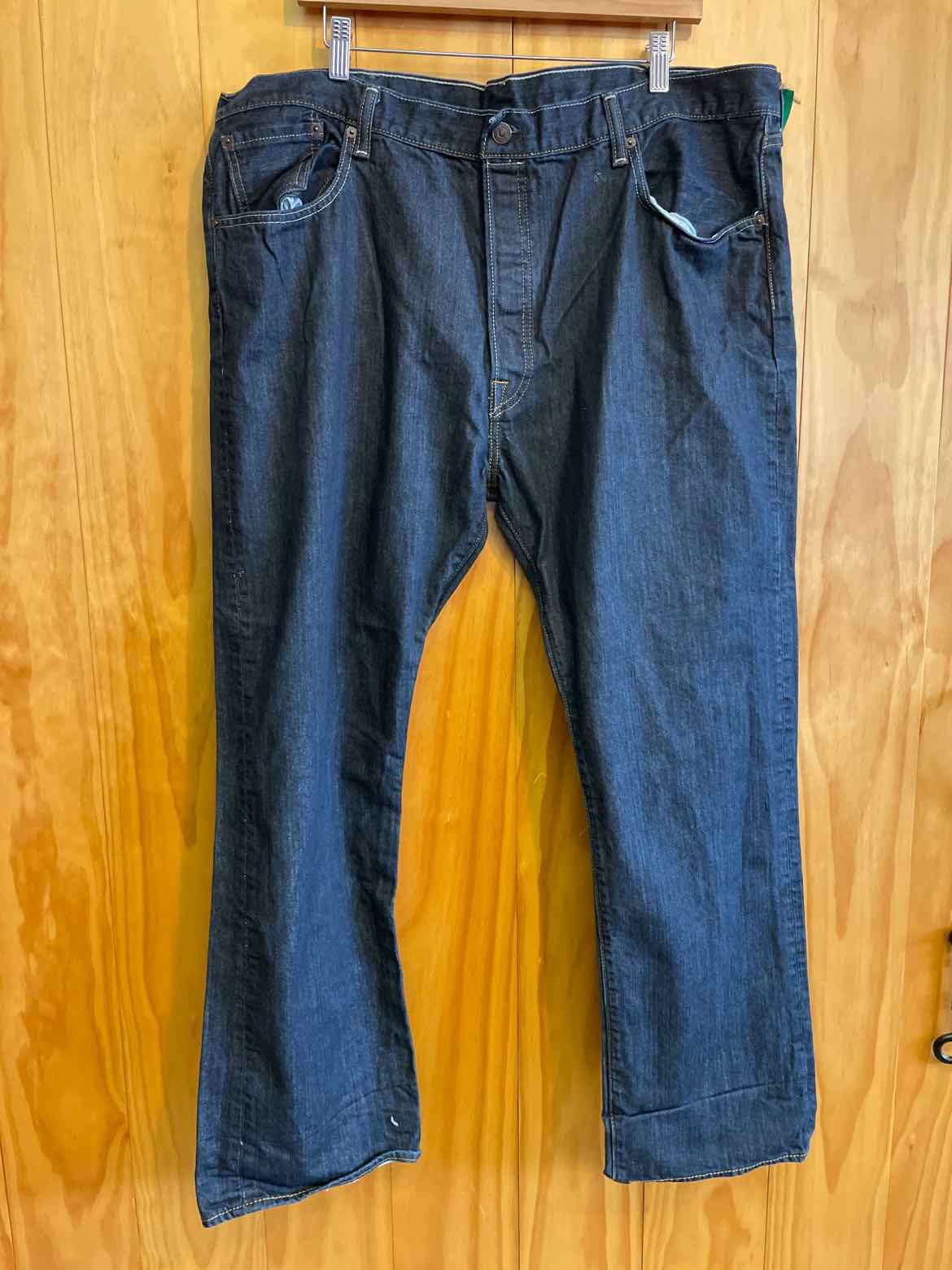 Size 42 Levi's Men's Jeans