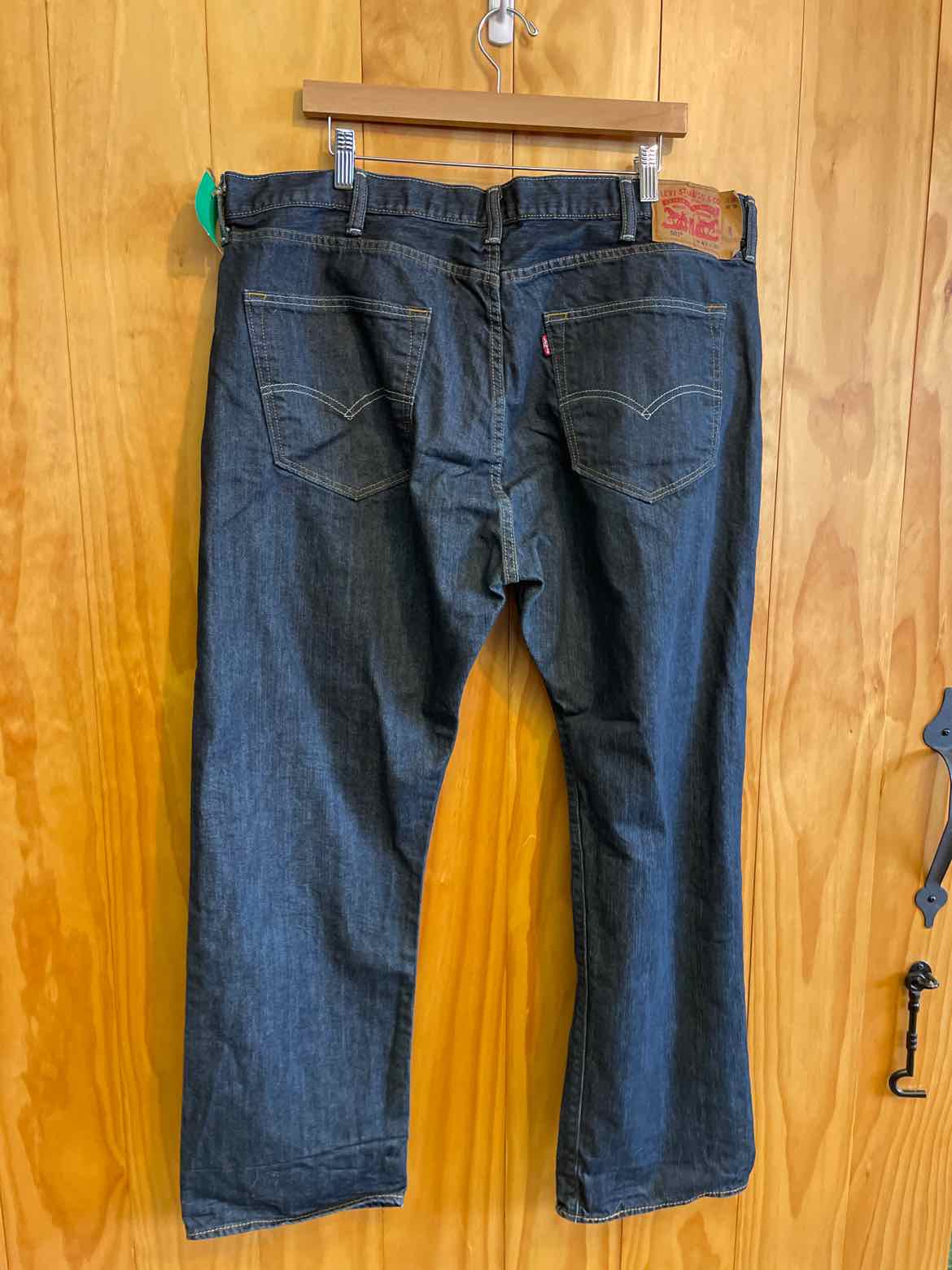 Size 42 Levi's Men's Jeans