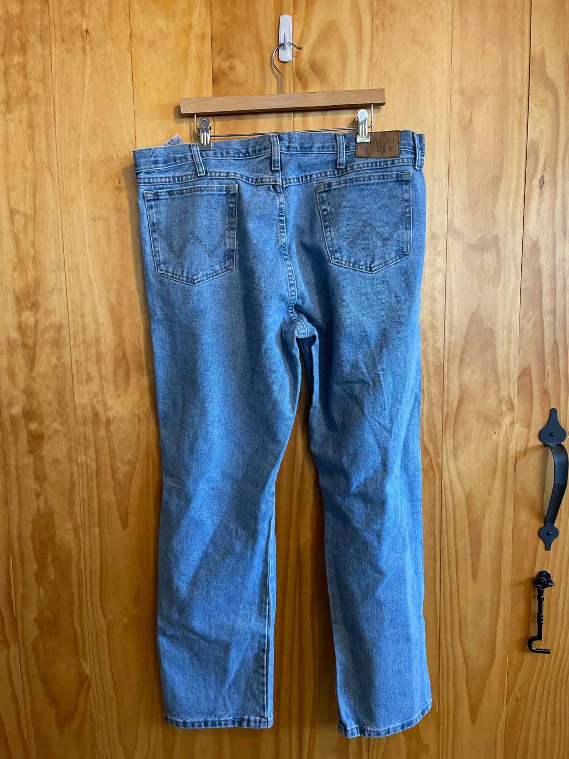 Size 40 Wrangler Men's Jeans